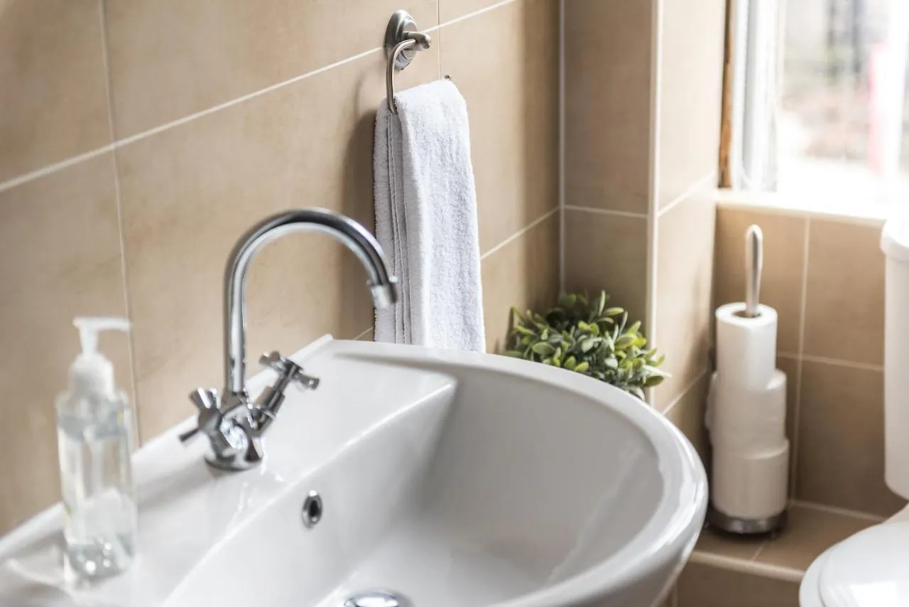 F&O Apartments - 1 Bedroom Royal Mile Apt Stunning Castle View Sleeps 2 Edinburgh Velká Británie